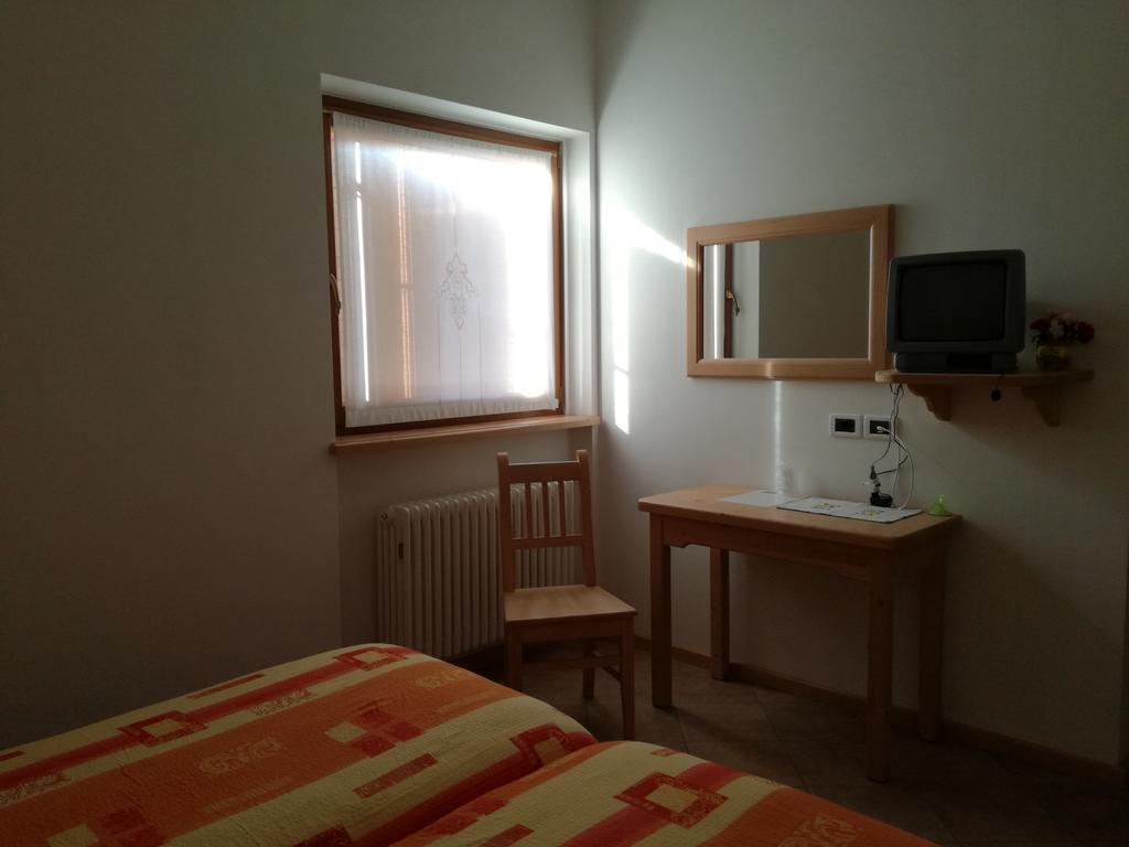 Agriturismo Le Cavade 琴布拉 外观 照片